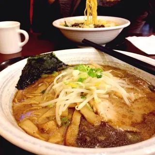 A5. Kuro Ramen (Browned Garlic)