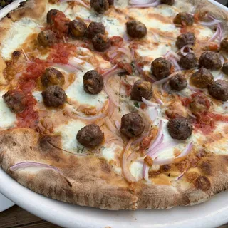Bodrum Meatball Pizza