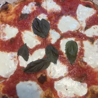 Margherita Pizza (V)