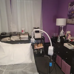 Getting my teeth whitening done by Lia