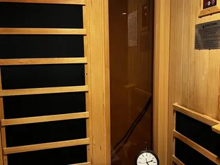 Chiropractic Wellness Center - Dr. Jennifer Henrique