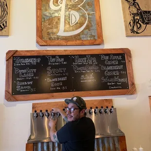 Good beer, good service...oh, yeah!