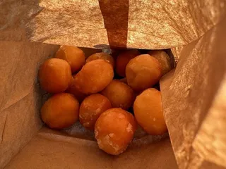 Donut Hut