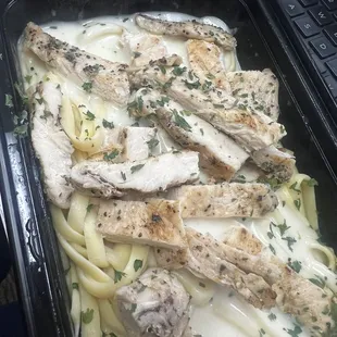 Chicken Alfredo looks good but has no flavor and the noodles are just so weird and flavorless. The sauce was yucky