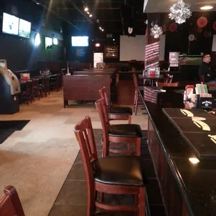 the bar and dining area