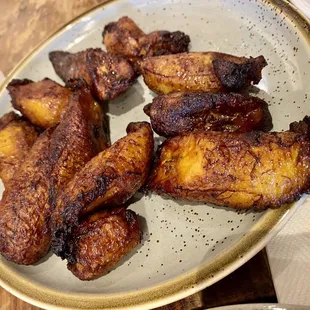 chicken wings, fried chicken wings, poultry, bbq chicken, chicken, chicken wings and fried chicken, food, bbq wings, fried chicken
