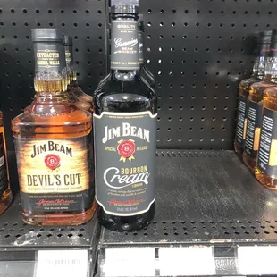 05/03/2022 - oooo!!! JB bourbon cream!!! Finally found it again!!!