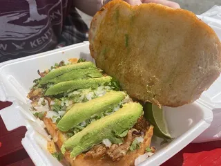 Tacos el trompo