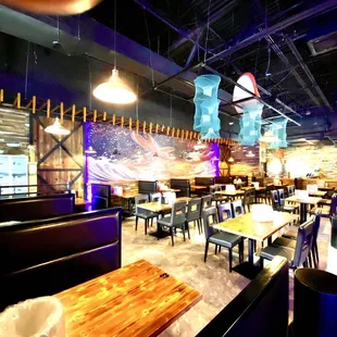 Private Party room for over 70+ seating - Great for wedding &amp; birthday parties.