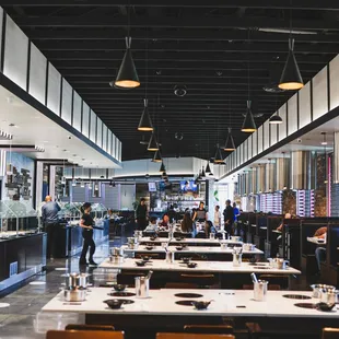 Spacious Dining Room