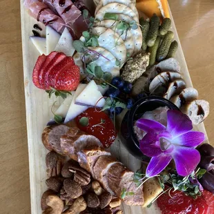 A rouge cheese board