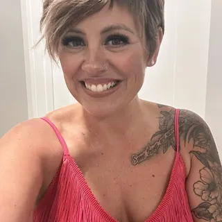 Tina D.