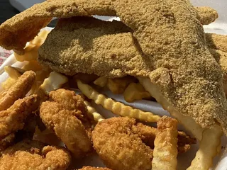 Dan's Seafood & Chicken