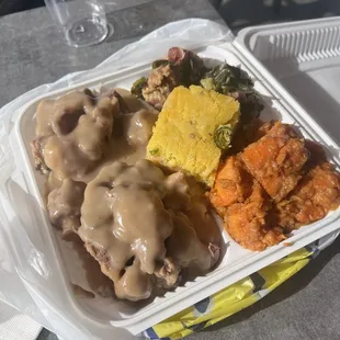 Oxtails over Rice with Gravy, Sweet Yams, Greens and Jalapeño Cornbread. (Is it dinner time yet?!)
