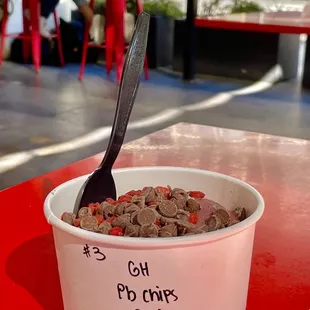 Açaí Bowl #3 with Goji Berries and Peanut Butter Chips