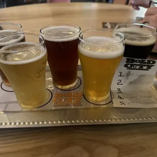 Cold Nose, Pink -N- Gold, Duke&apos;s Nitro, Hoppy Blonde, Parcel Service