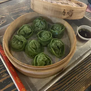 8 Vegetarian Dumpling