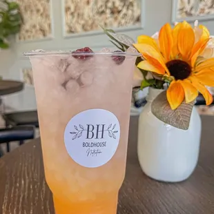 Raspberry Lemonade, refreshing tea