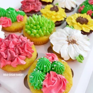 Floral cupcake bouquet for Morher's Day 2023
