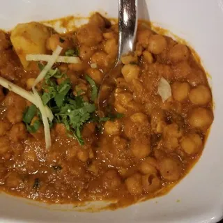 Alu Chole
