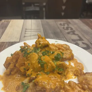 CHICKEN TIKKA MASALA FRIES