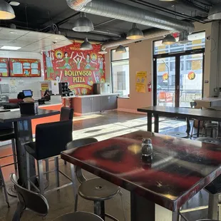 sushi and sashimi, interior