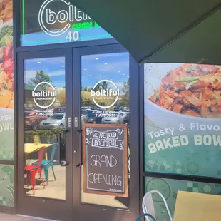 outside, pizza