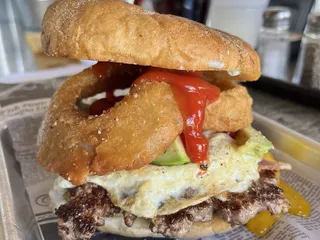 Local Press Eatery