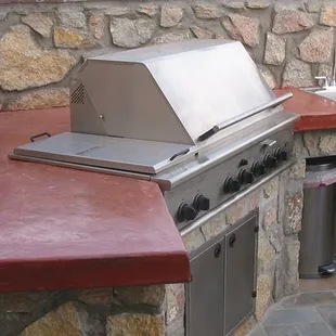an outdoor kitchen