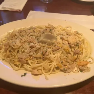 Clams and Linguine