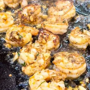 Grilled shrimp with garlic! Get it on your taco package