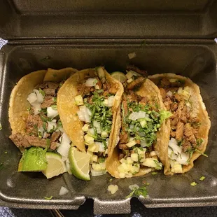 Asada and alpastor tacos