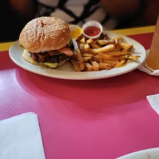 Sirachia burger with fries