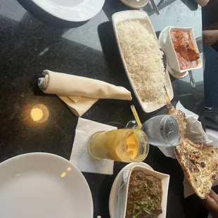 Amazing food + amazing service ! Chicken / Lamb Biriyani was so flavorful along with the Chicken Tikka Makhani.