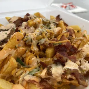 Bacon loaded Loaded Bacon Curry Fries