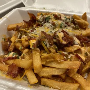 Loaded bacon curry fries
