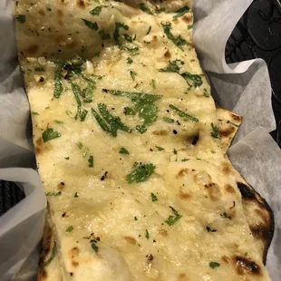 Garlic naan