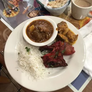 Goat Curry, chicken, naan and chai tea