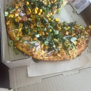 16. Shahi Paneer Pizza (small) 10 pieces