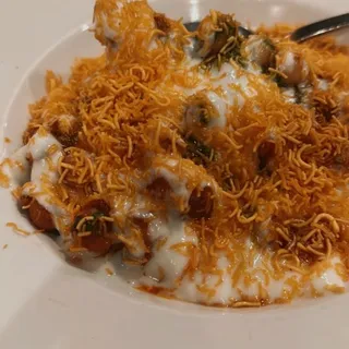 Samosa Chaat Dinner