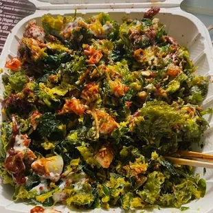 Fried spinach with yogurt and chutney .. really tasty