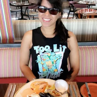 Nikki W.