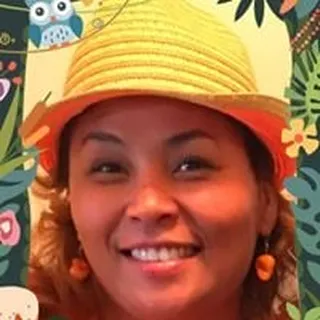 Gloria G.