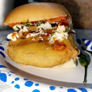 Special Vada Pav