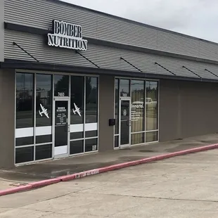 Bomber Nutrition:  Outside Bldg (25 May 2021)