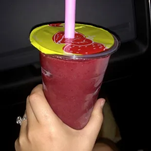 Bombastic Berry Smoothie