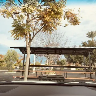 Attached Sitting Area.. such a wonderful idea.