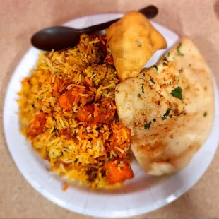 Samosa  Paneer Biryani Garlic Naan