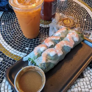 Spring Roll &amp; Thai Iced Tea