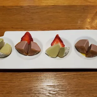 Green tea and chocolate mochi ice cream.